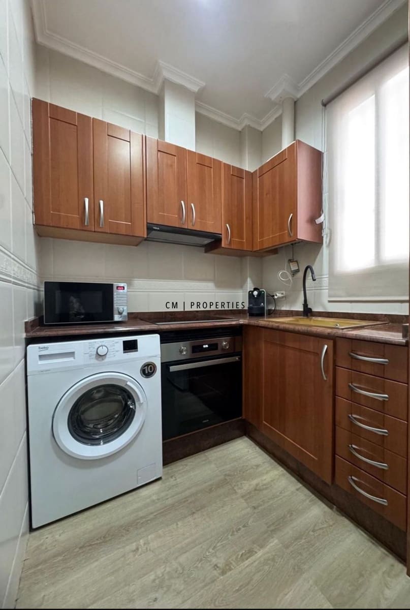 3 soveværelse Lejlighed til leje i Valencia by - € 1.590 (Ref: 9549919)