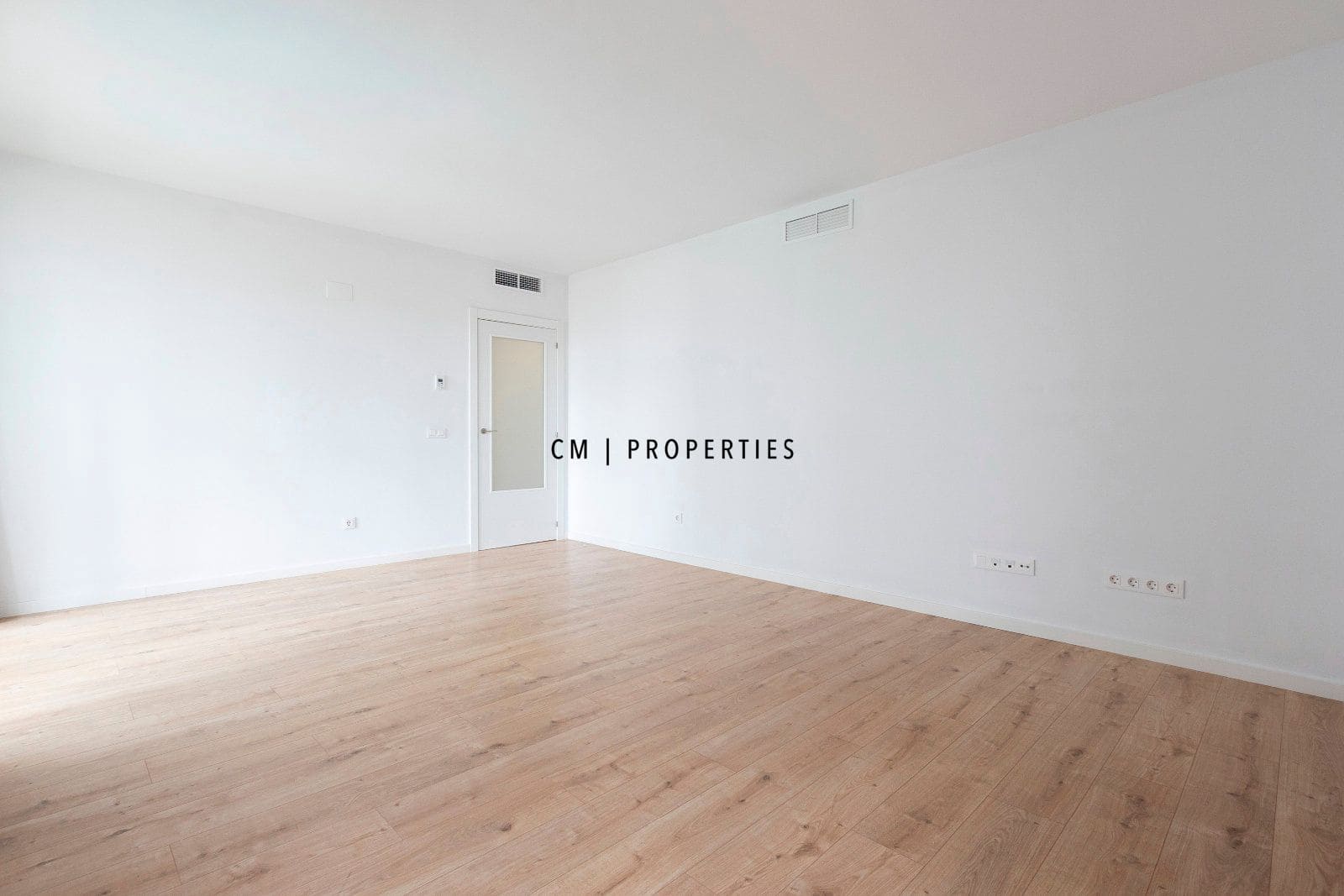 Appartement de 4 chambres à louer à Valence ville avec piscine garage - 1 950 € (Ref: 9550090)