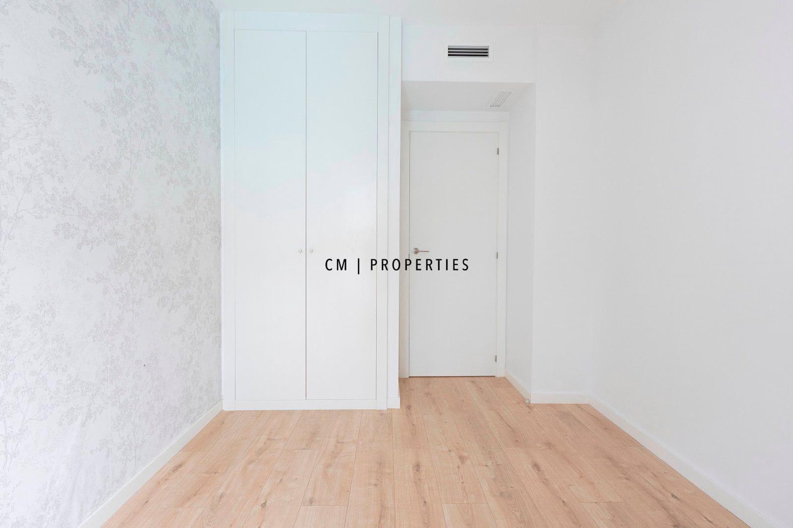 Appartement de 4 chambres à louer à Valence ville avec piscine garage - 1 950 € (Ref: 9550090)