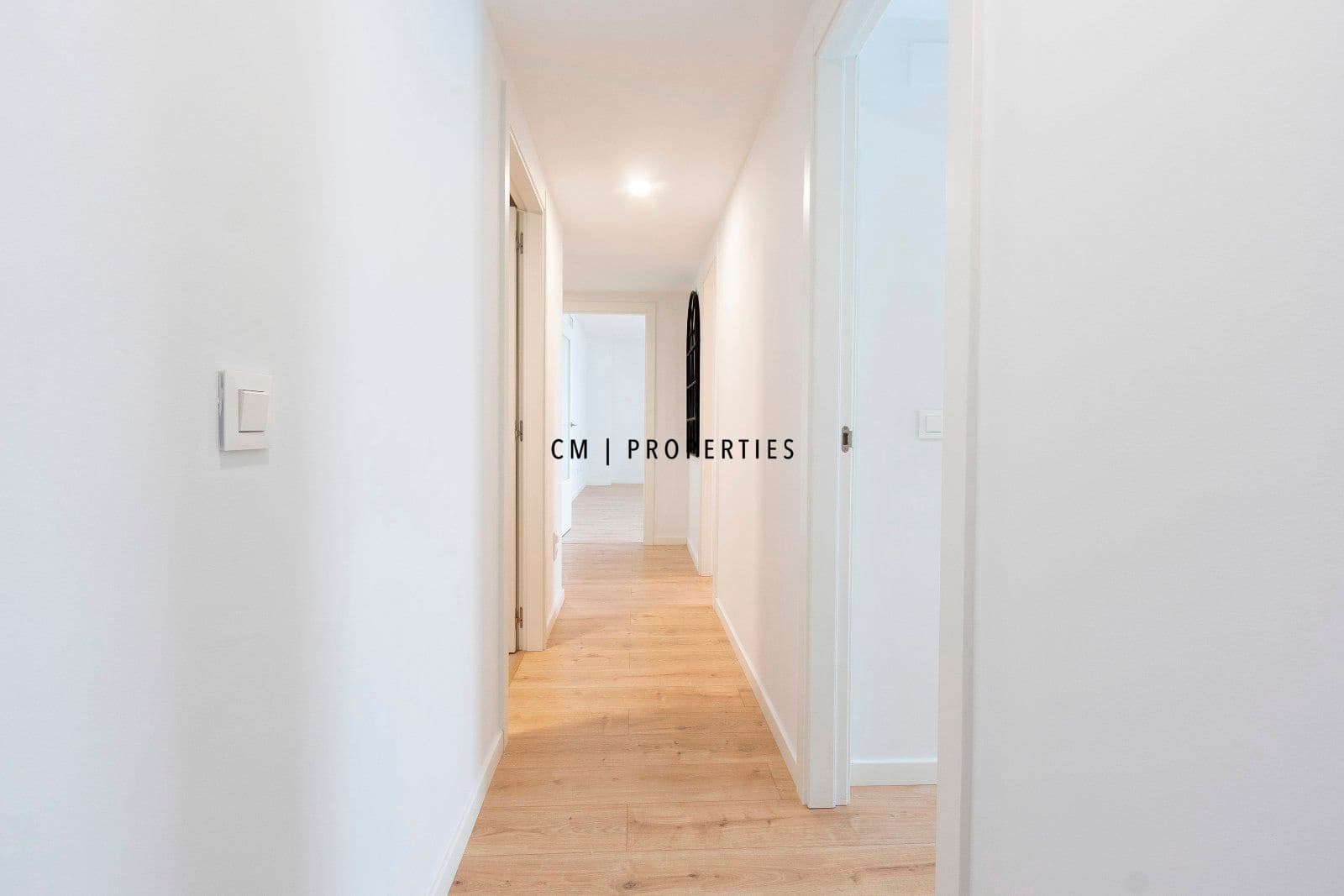 Appartement de 4 chambres à louer à Valence ville avec piscine garage - 1 950 € (Ref: 9550090)