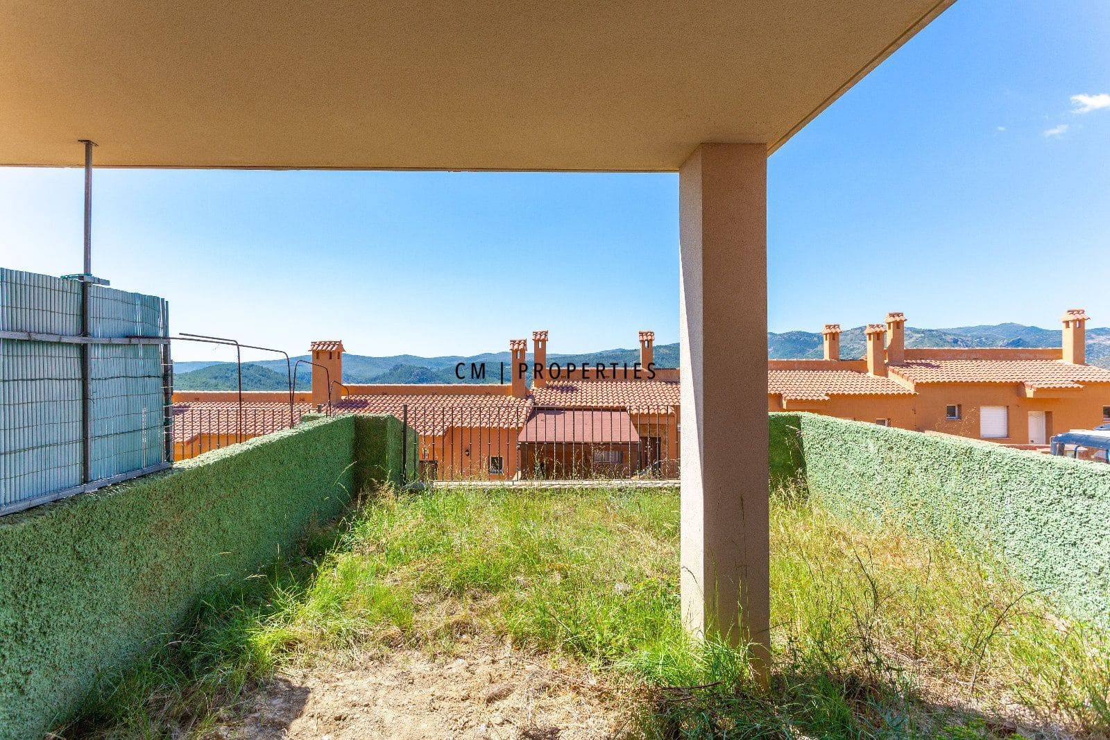 Chalet de 4 habitaciones en Torás en alquiler con piscina garaje - 800 € (Ref: 9552604)