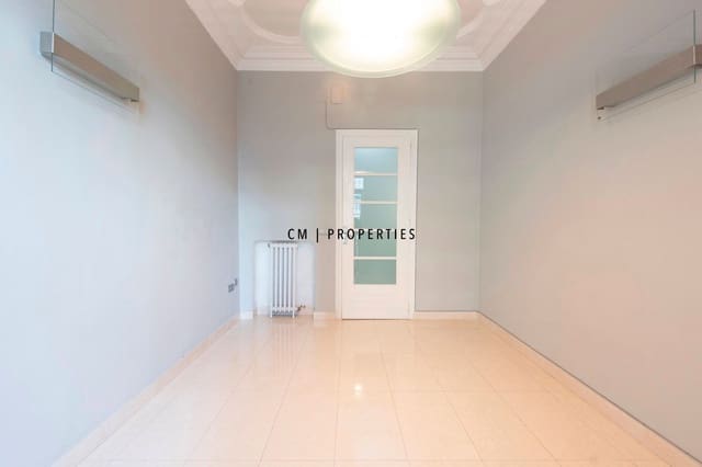 Kontor til leje i Valencia by - € 2.200 (Ref: 9559486)