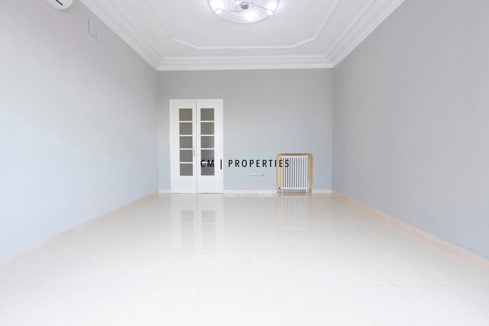 Office for rent in Valencia city - € 2,200 (Ref: 9559486)