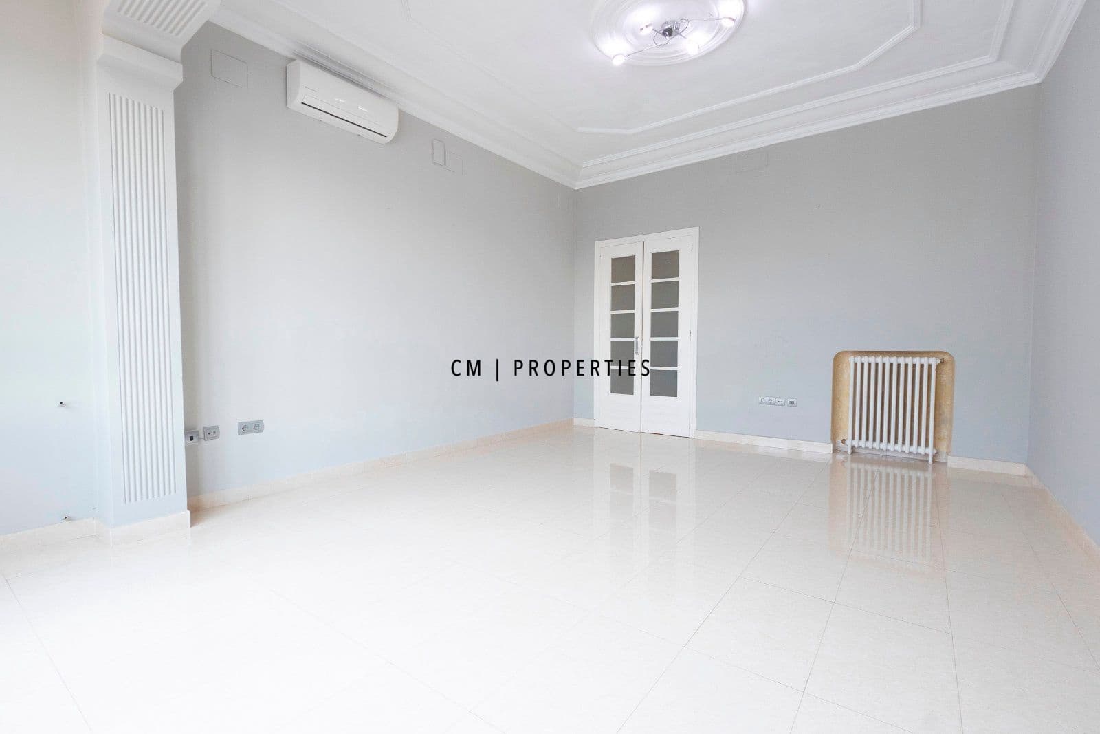 Office for rent in Valencia city - € 2,200 (Ref: 9559486)