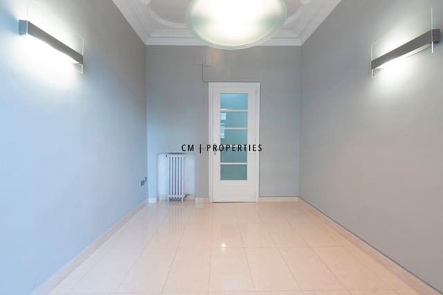 Kontor til leje i Valencia by - € 2.200 (Ref: 9559486)