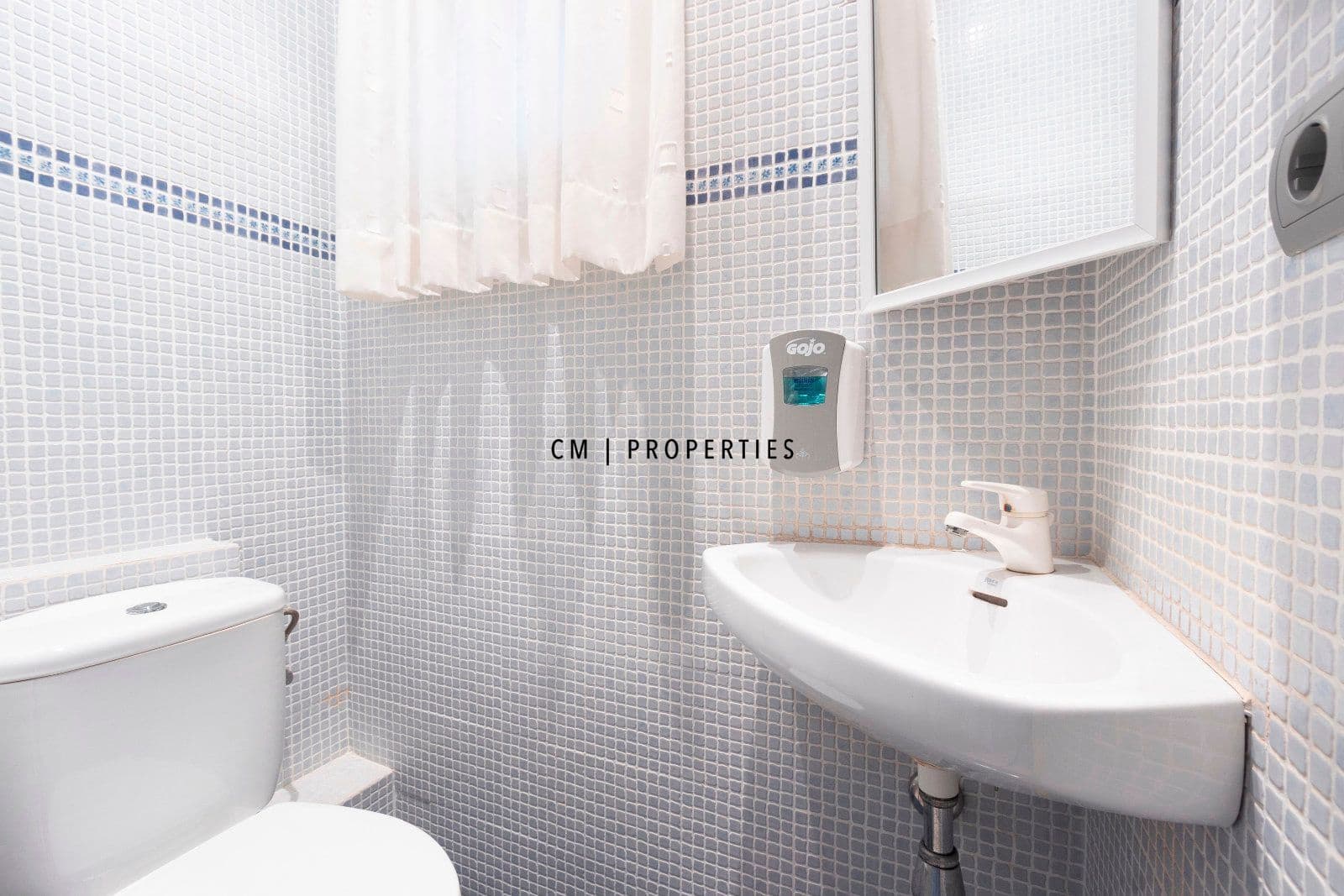 Office for rent in Valencia city - € 2,200 (Ref: 9559486)