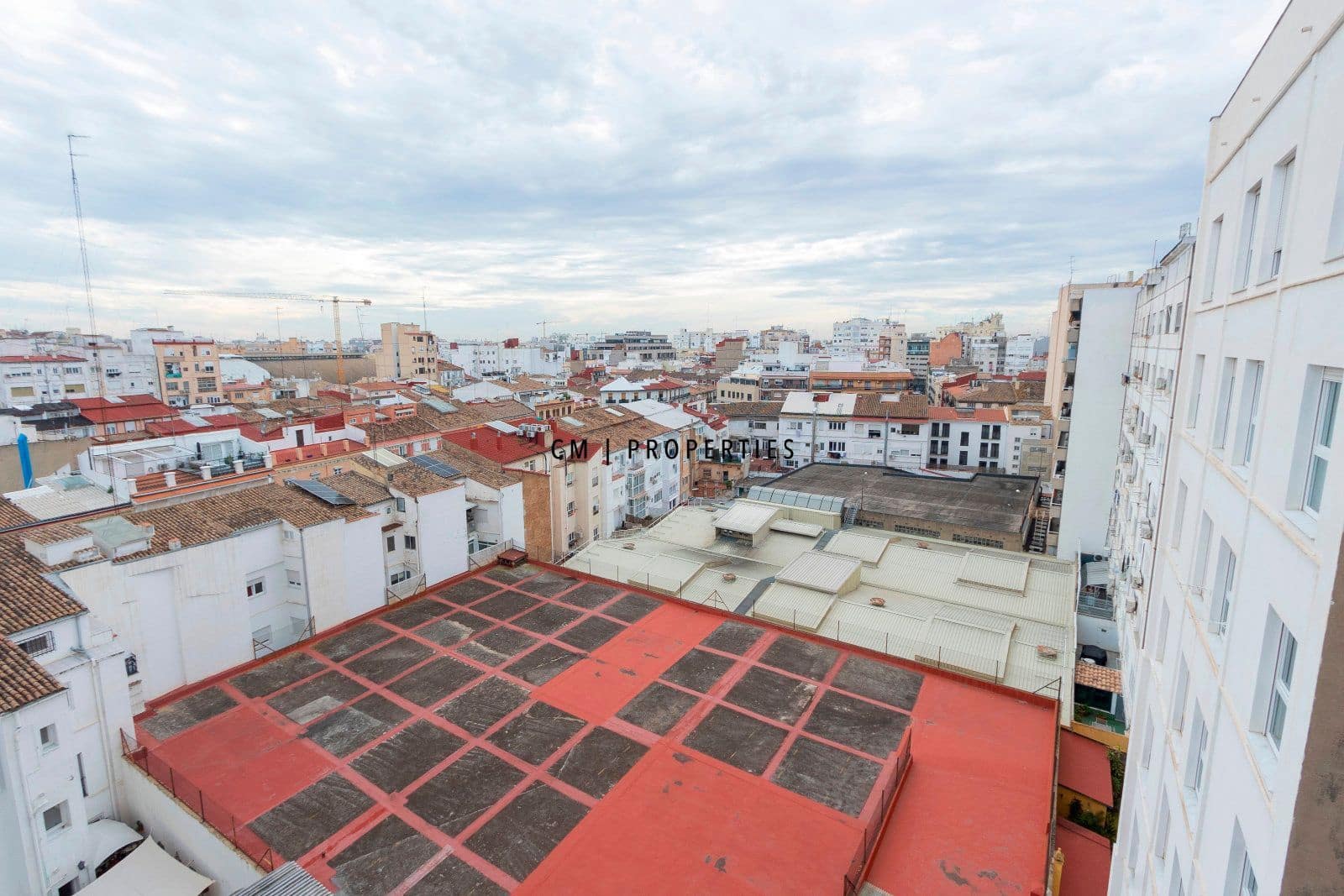 Office for rent in Valencia city - € 2,200 (Ref: 9559486)