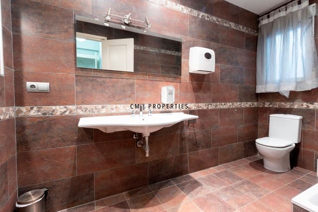 Kontor til leje i Valencia by - € 2.200 (Ref: 9559486)