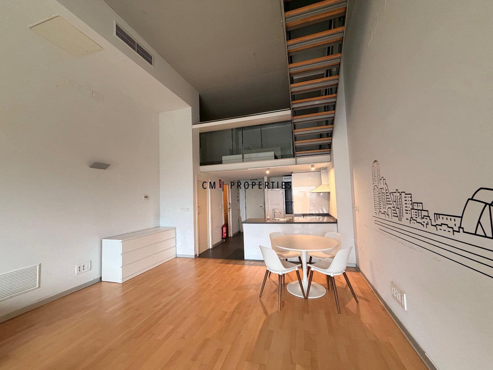 Penthouse de 1 chambre à louer à Valence ville avec piscine garage - 1 400 € (Ref: 9559487)