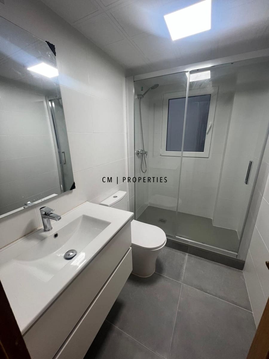 4 soveværelse Lejlighed til leje i Valencia by - € 1.700 (Ref: 9562578)