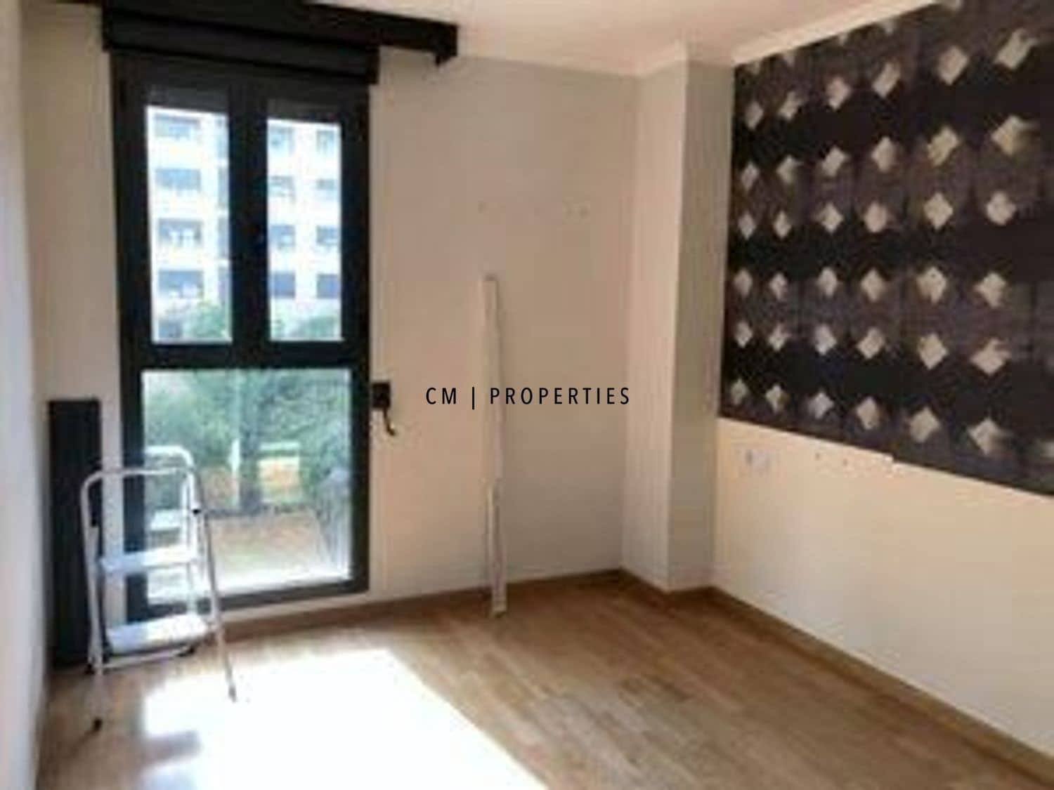 3 soveværelse Lejlighed til leje i Valencia by med swimmingpool garage - € 1.350 (Ref: 9562579)