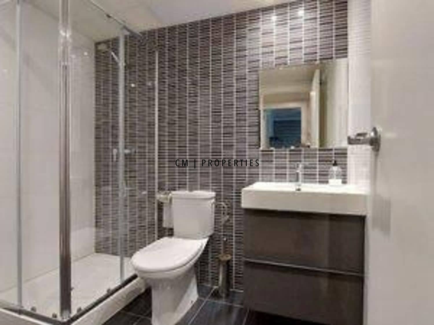 3 soveværelse Lejlighed til leje i Valencia by med swimmingpool garage - € 1.350 (Ref: 9562579)