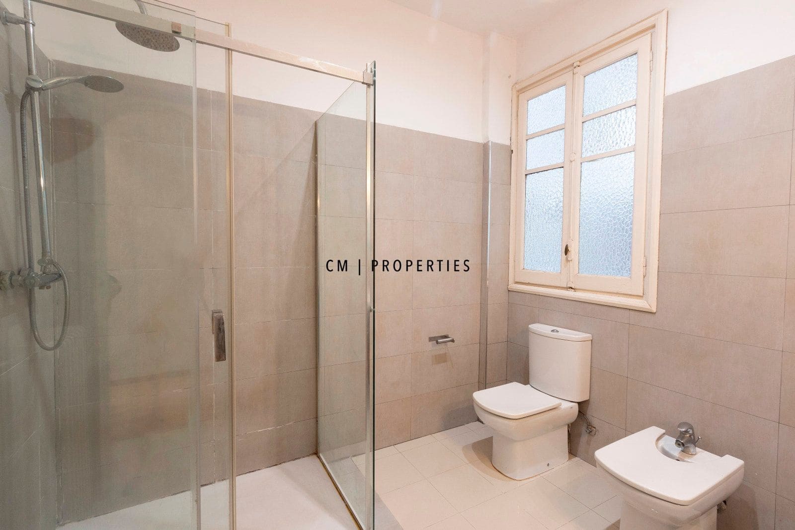 4 soveværelse Lejlighed til leje i Valencia by - € 2.800 (Ref: 9562580)