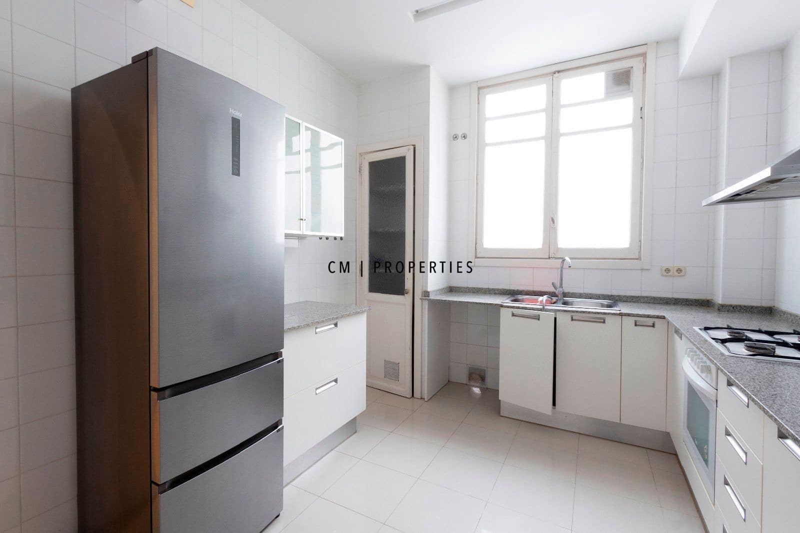 4 soveværelse Lejlighed til leje i Valencia by - € 2.800 (Ref: 9562580)