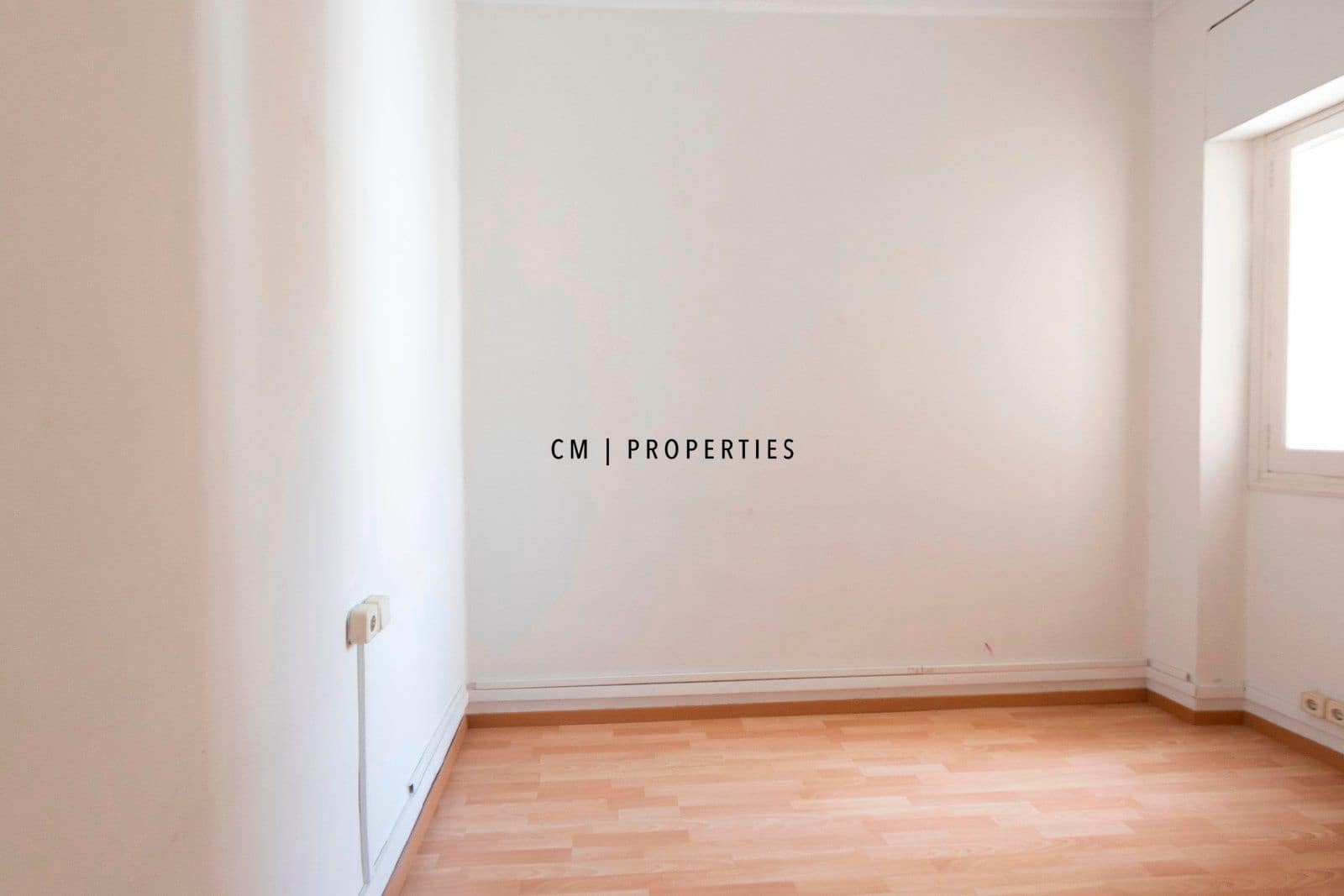 4 soveværelse Lejlighed til leje i Valencia by - € 2.800 (Ref: 9562580)