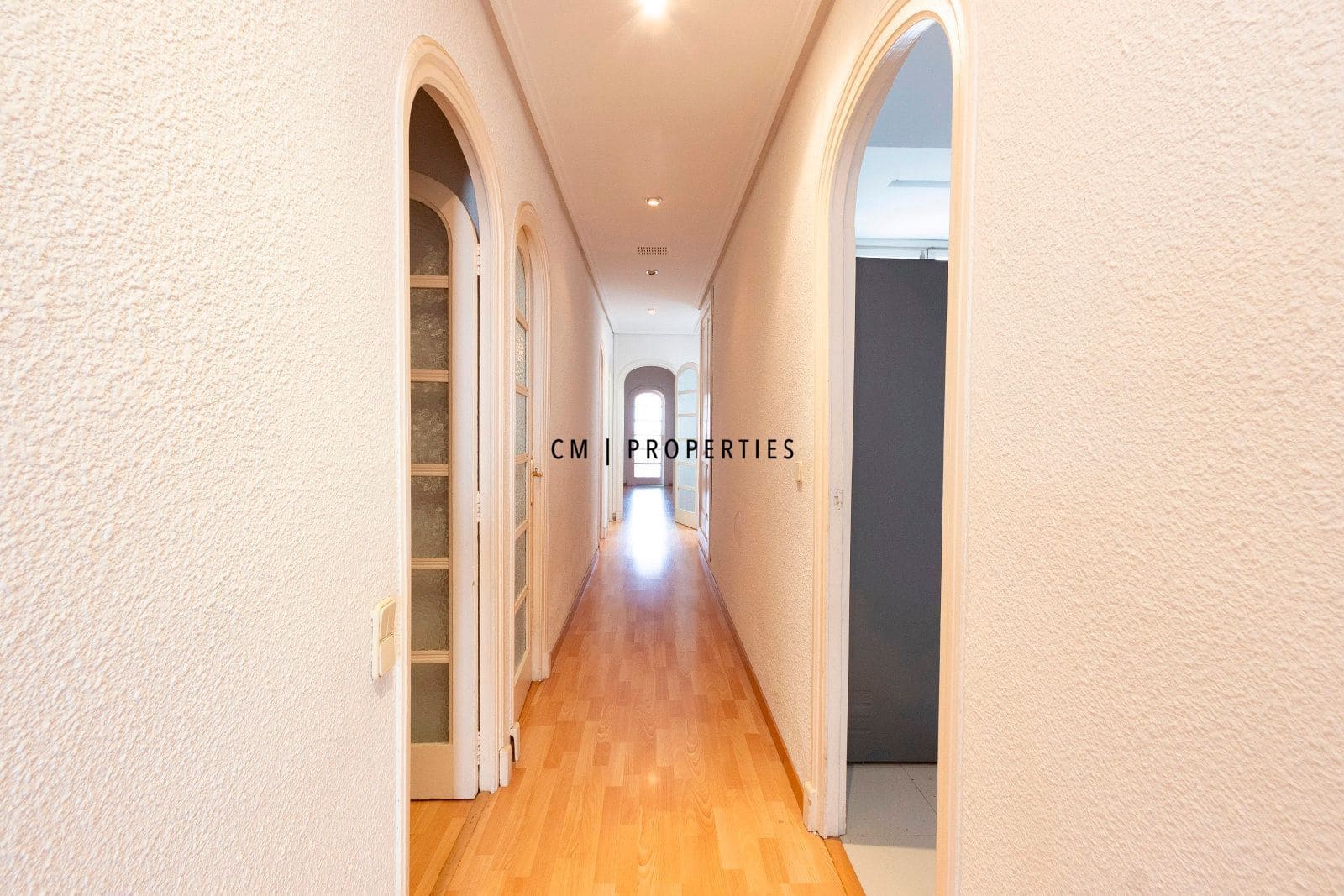 4 soveværelse Lejlighed til leje i Valencia by - € 2.800 (Ref: 9562580)