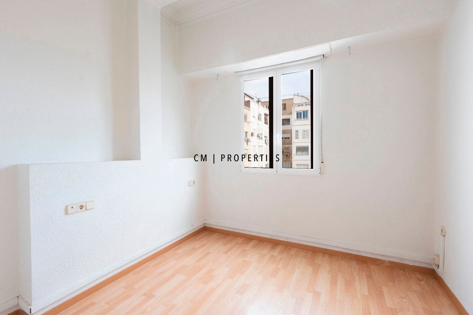 4 soveværelse Lejlighed til leje i Valencia by - € 2.800 (Ref: 9562580)