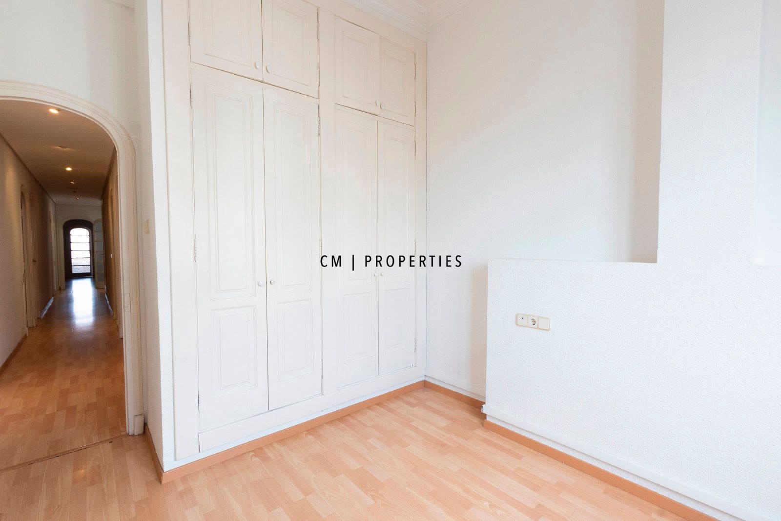 4 soveværelse Lejlighed til leje i Valencia by - € 2.800 (Ref: 9562580)