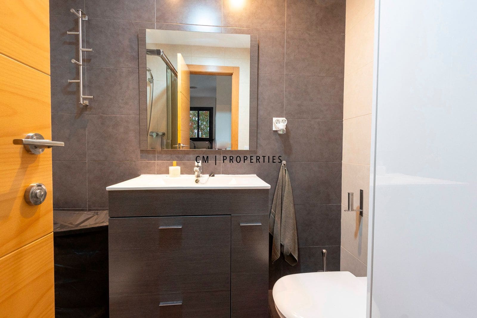 2 bedroom Townhouse for rent in Sagunto / Sagunt with pool garage - € 1,800 (Ref: 9564055)