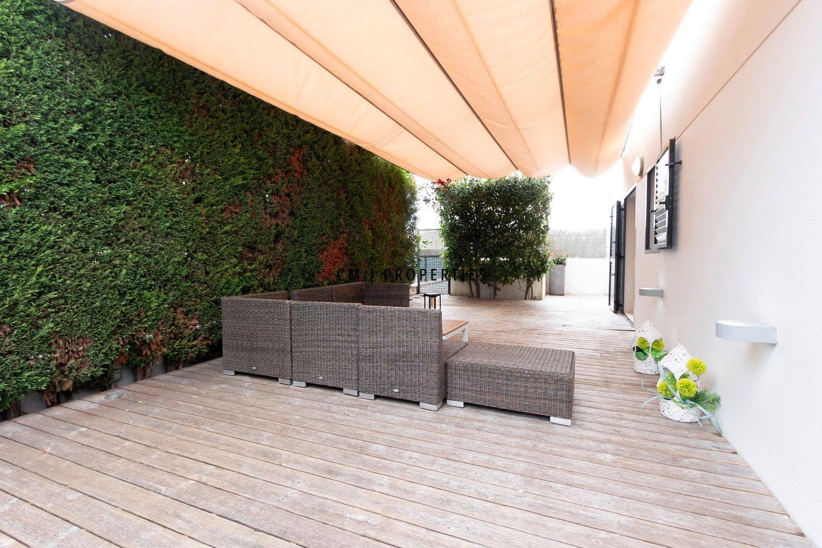 2 bedroom Townhouse for rent in Sagunto / Sagunt with pool garage - € 1,800 (Ref: 9564055)