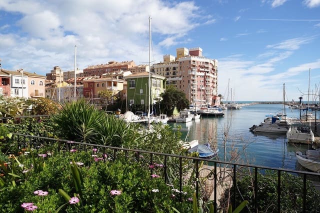 3 sovrum Lägenhet att hyra i Alboraya / Alboraia med pool - 1 900 € (Ref: 9566563)