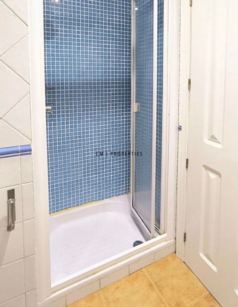 4 bedroom Flat for rent in Valencia city - € 1,400 (Ref: 9566739)