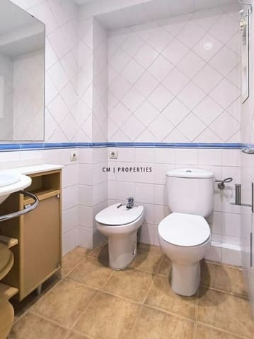 4 makuuhuone Asunto vuokrattavana paikassa Patraix, Valencia kaupunki - 1 400 € (Ref: 9566739)