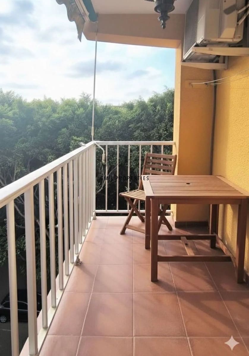 4 bedroom Flat for rent in Valencia city - € 1,400 (Ref: 9566739)