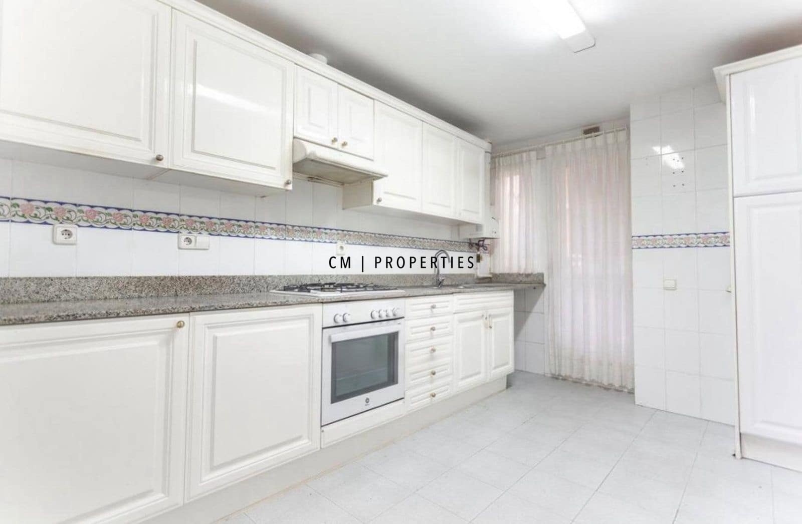 3 soveværelse Lejlighed til leje i Valencia by - € 1.600 (Ref: 9569242)