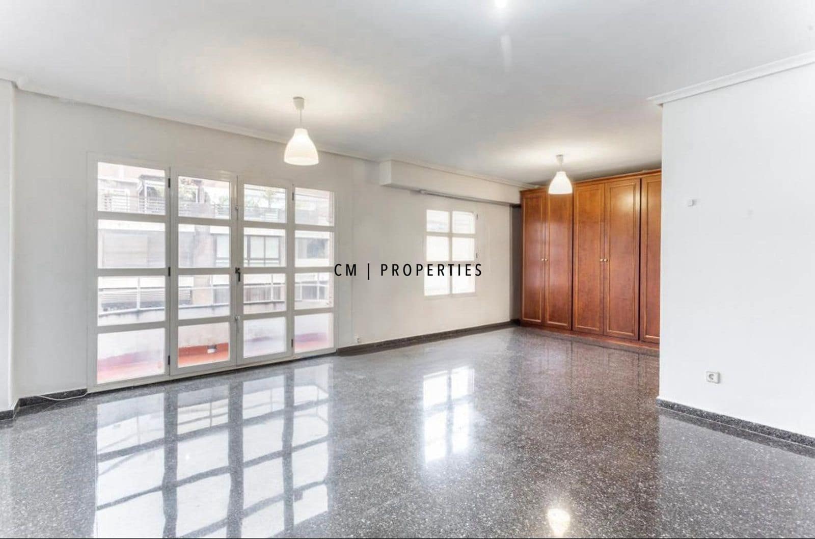 3 soveværelse Lejlighed til leje i Valencia by - € 1.600 (Ref: 9569242)