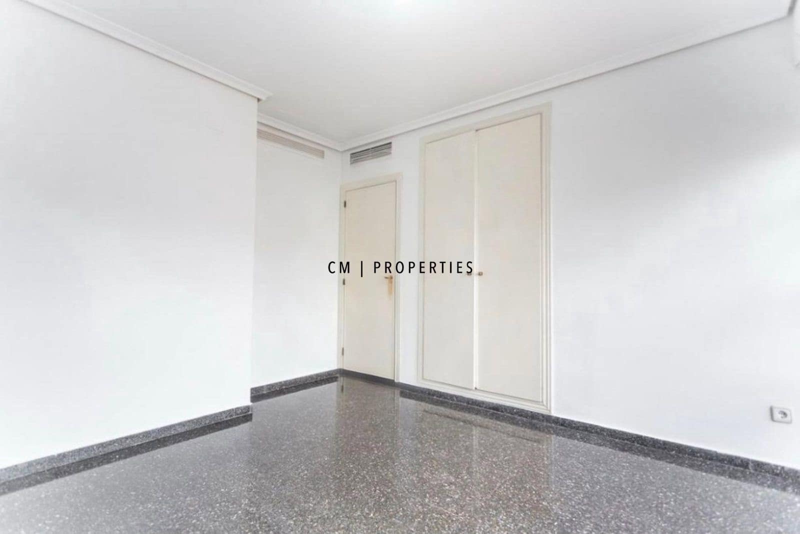 3 soveværelse Lejlighed til leje i Valencia by - € 1.600 (Ref: 9569242)