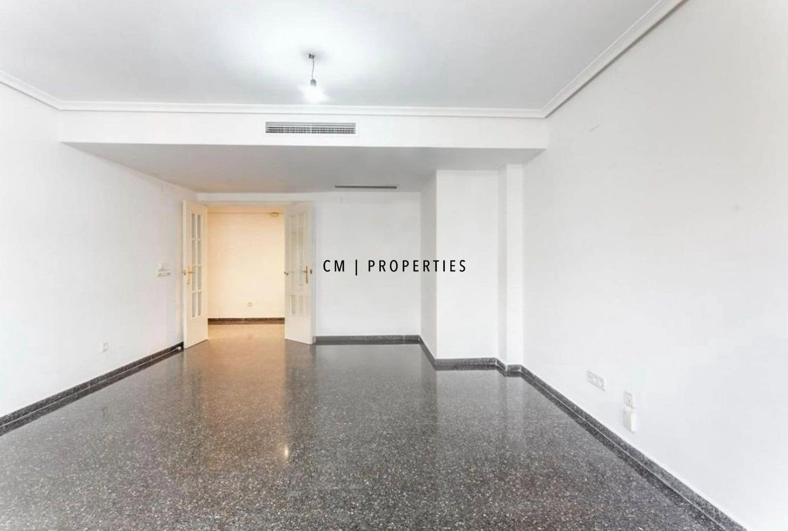 3 soveværelse Lejlighed til leje i Valencia by - € 1.600 (Ref: 9569242)