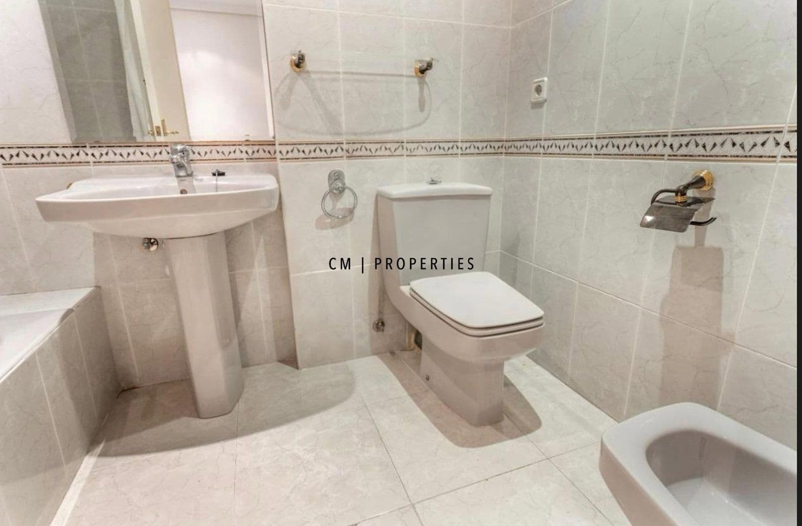 3 soveværelse Lejlighed til leje i Valencia by - € 1.600 (Ref: 9569242)