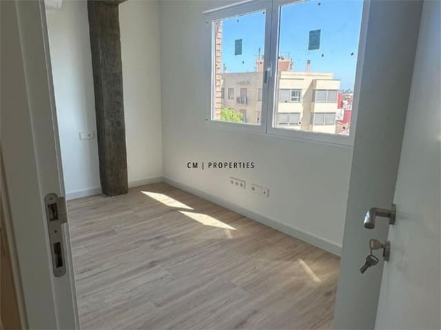 Penthouse de 4 chambres à louer à Moncada - 1 500 € (Ref: 9569243)