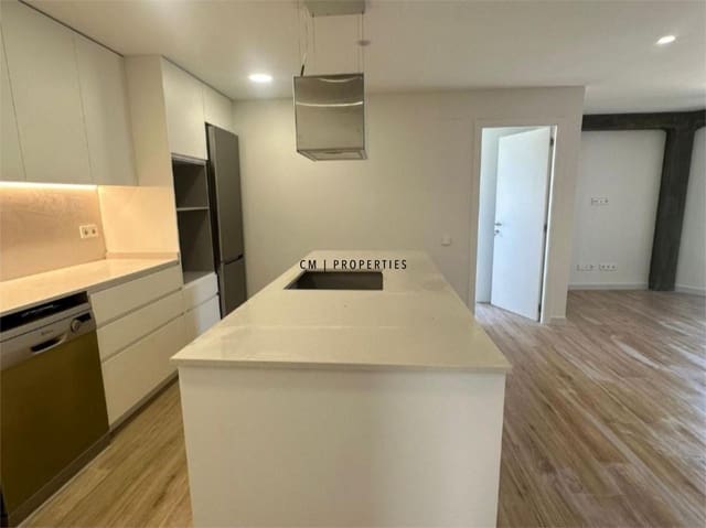 Penthouse de 4 chambres à louer à Moncada - 1 500 € (Ref: 9569243)