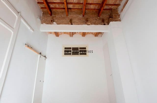 3 camera da letto Appartamento da affittare in L'Eixample, Valencia città - 1.300 € (Rif: 9571941)