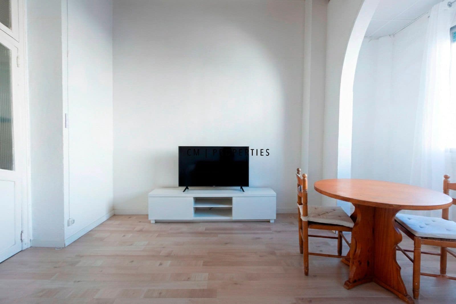 3 quarto Apartamento para arrendar em Valencia cidade - 1 300 € (Ref: 9571941)