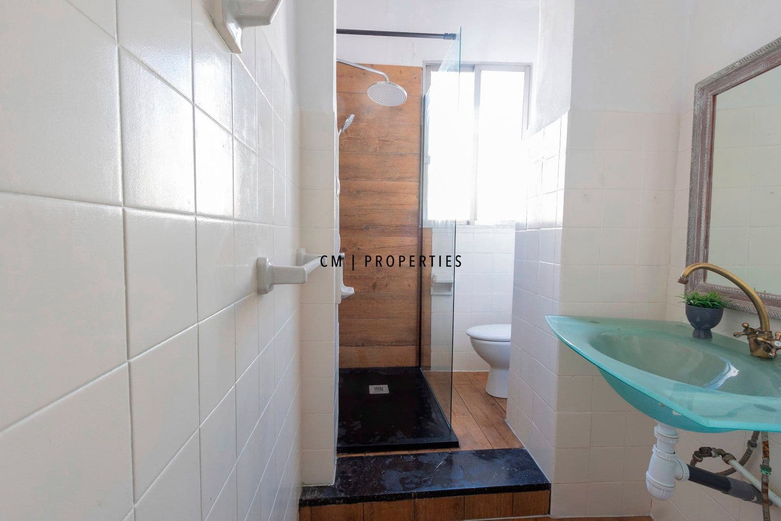 3 quarto Apartamento para arrendar em Valencia cidade - 1 300 € (Ref: 9571941)