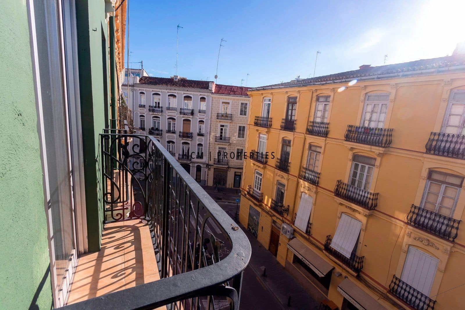 3 quarto Apartamento para arrendar em Valencia cidade - 1 300 € (Ref: 9571941)