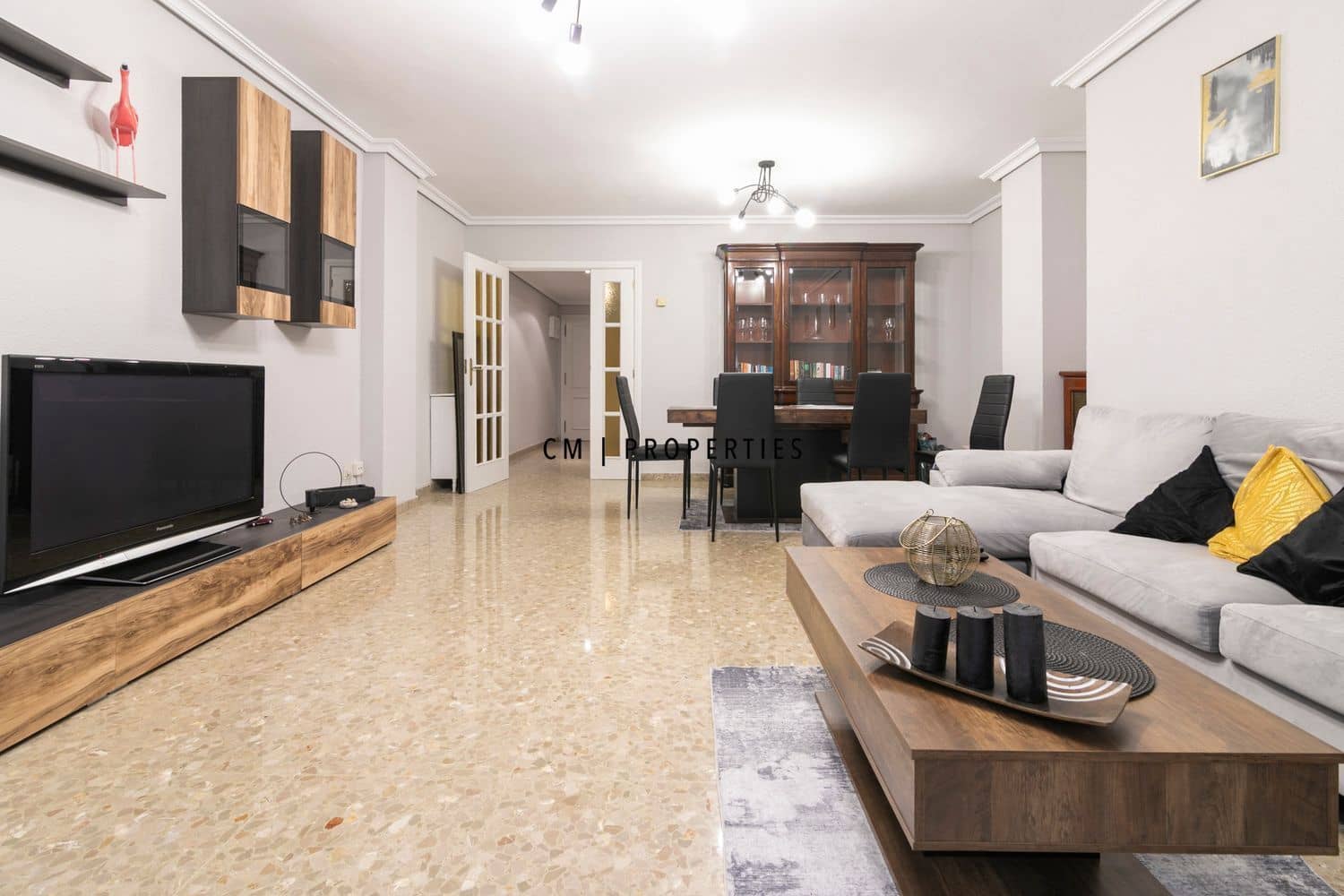 5 sovrum Lägenhet att hyra i Valencia stad med garage - 2 000 € (Ref: 9572226)