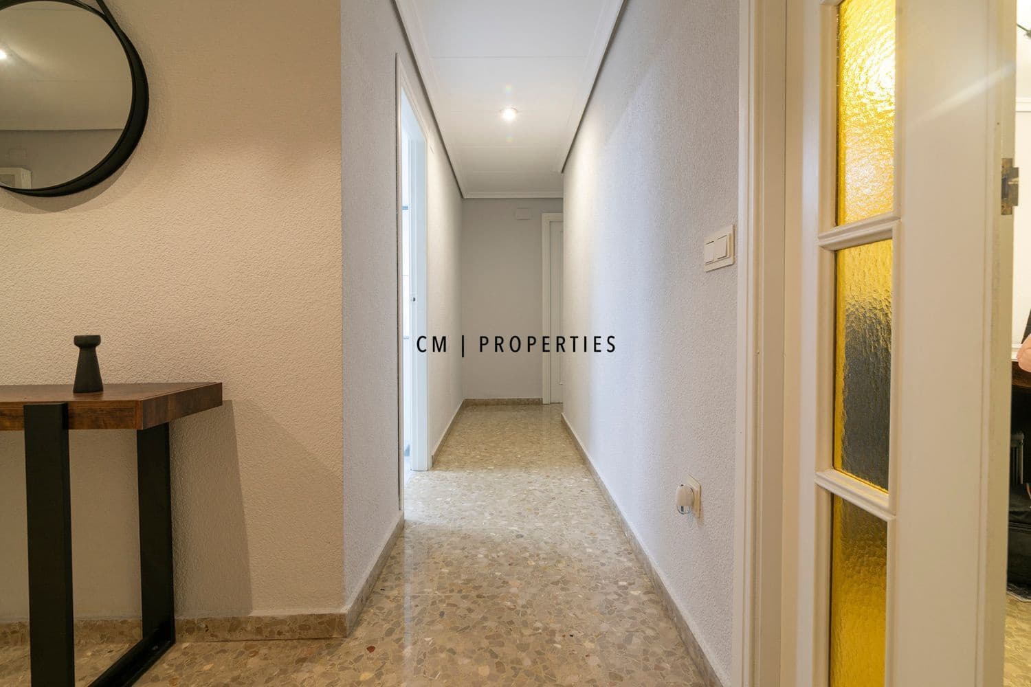 5 sovrum Lägenhet att hyra i Valencia stad med garage - 2 000 € (Ref: 9572226)