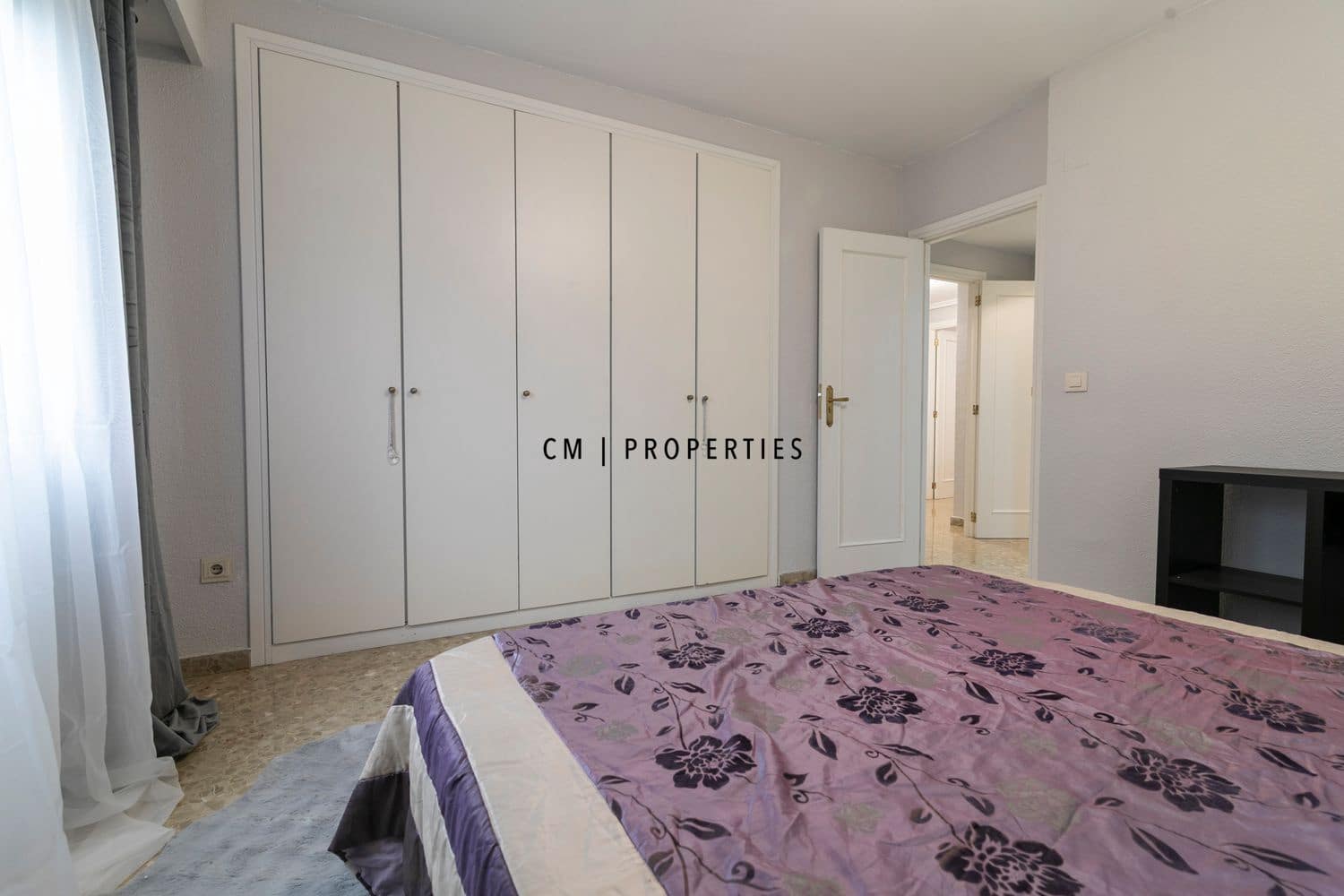 5 sovrum Lägenhet att hyra i Valencia stad med garage - 2 000 € (Ref: 9572226)