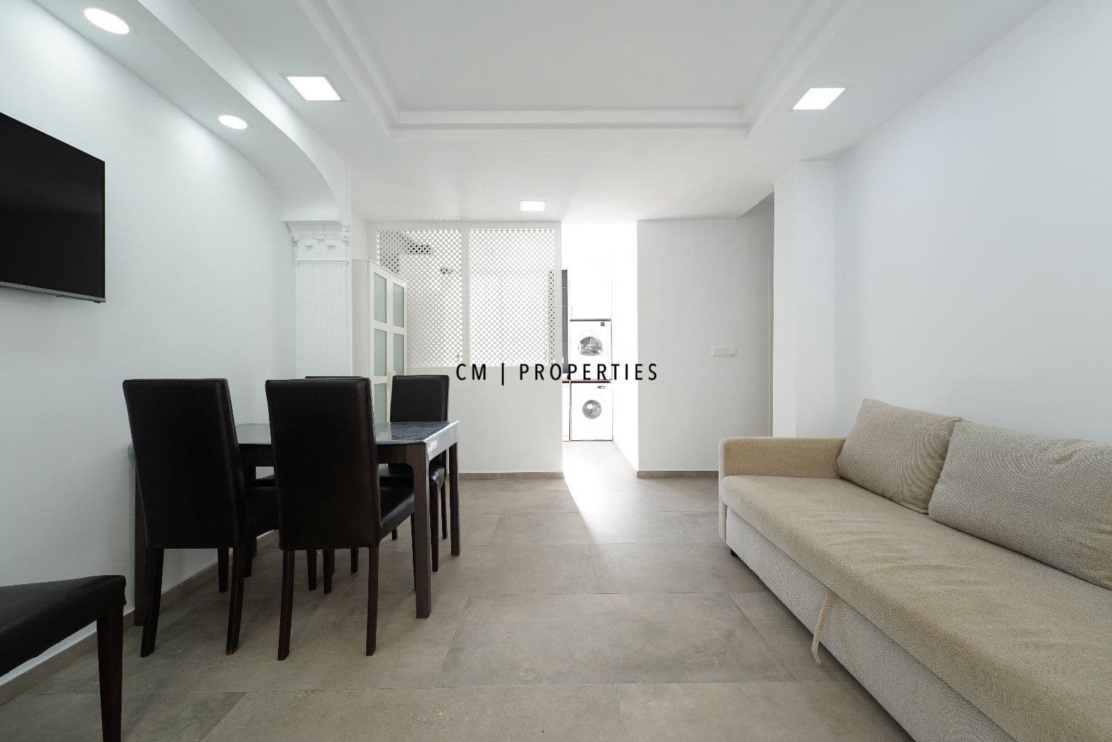 Piso de 3 habitaciones en València ciudad en alquiler - 1.100 € (Ref: 9579159)