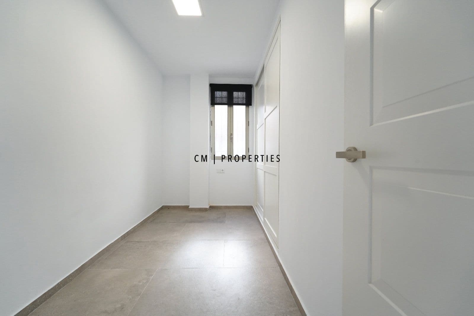 Piso de 3 habitaciones en València ciudad en alquiler - 1.100 € (Ref: 9579159)