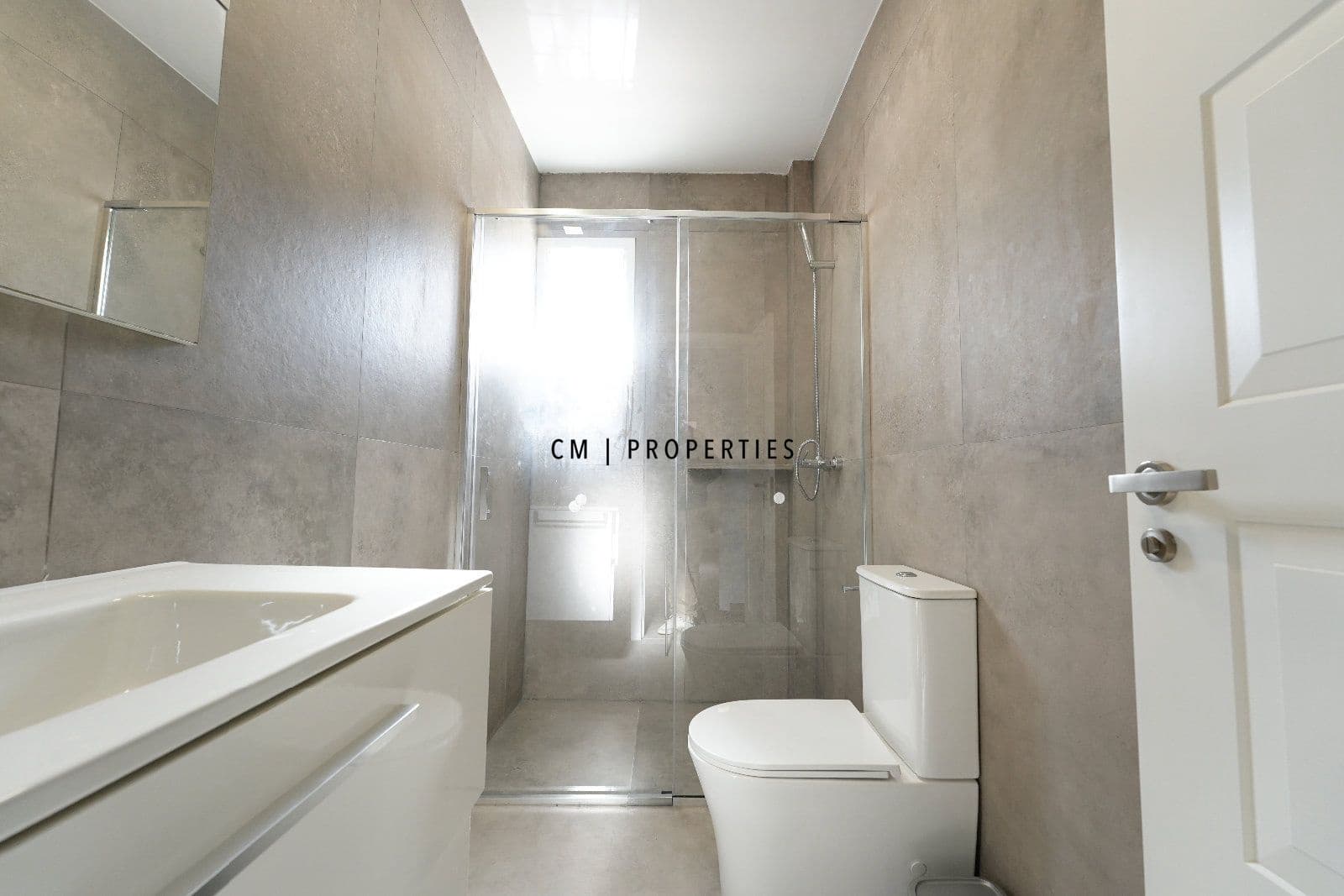 Piso de 3 habitaciones en València ciudad en alquiler - 1.100 € (Ref: 9579159)