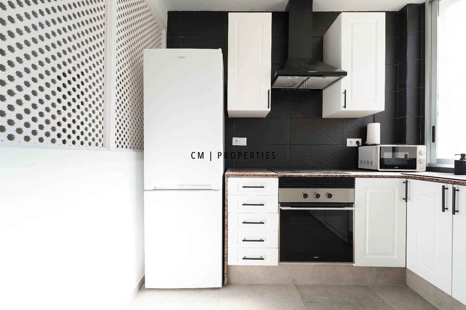 Piso de 3 habitaciones en València ciudad en alquiler - 1.100 € (Ref: 9579159)