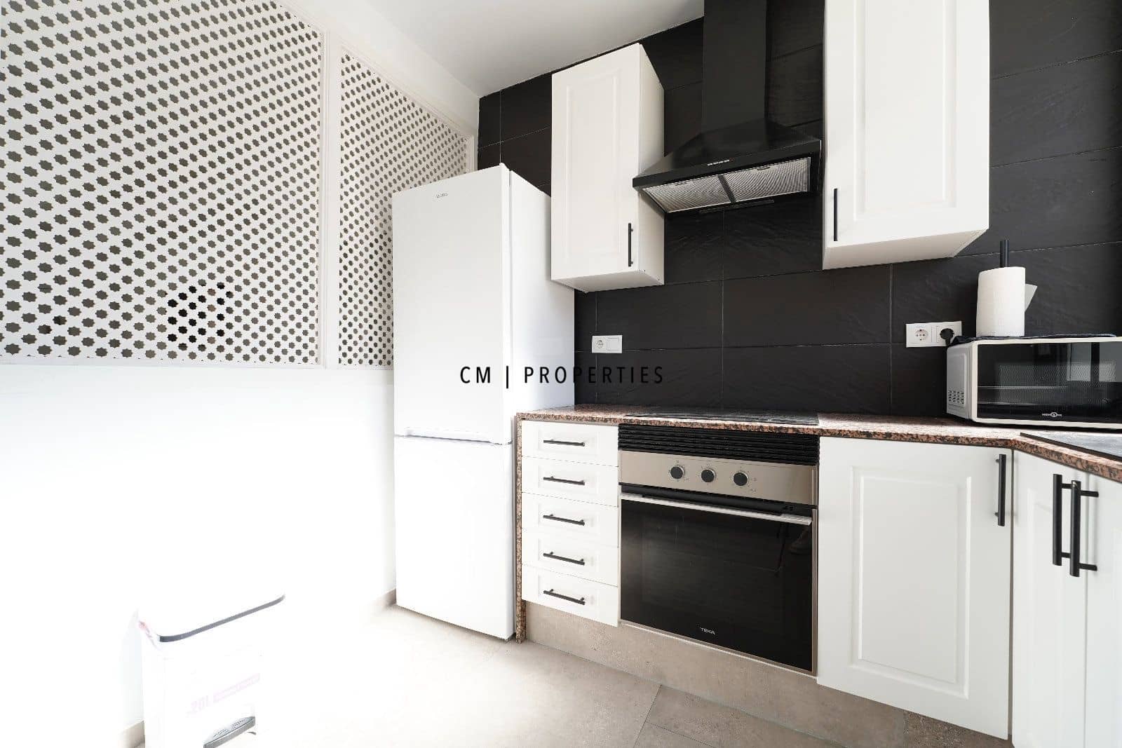 Piso de 3 habitaciones en València ciudad en alquiler - 1.100 € (Ref: 9579159)