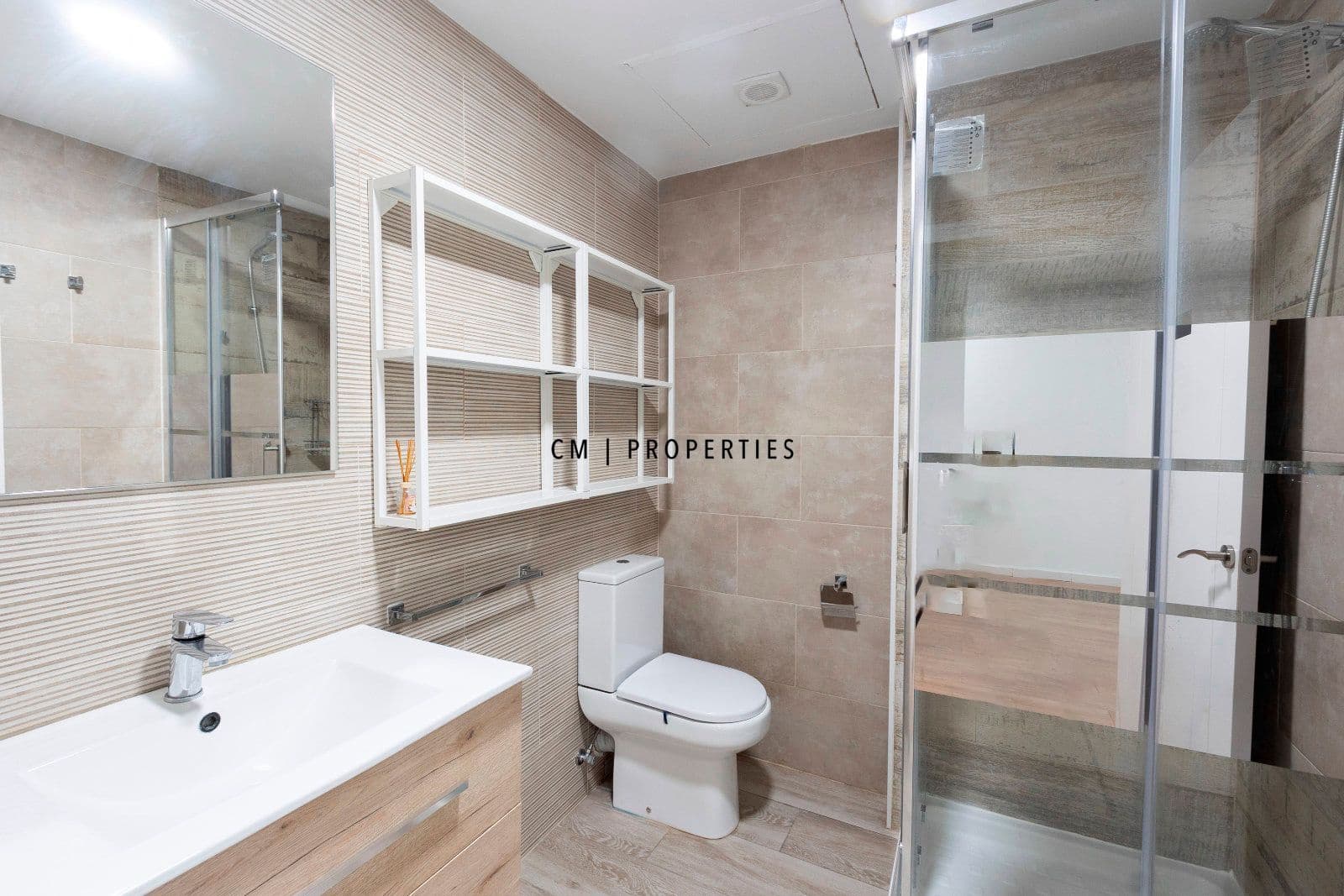 3 sypialnia Mieszkanie do wynajęcia w Miasto Walencja - 1 850 € (Ref: 9580077)