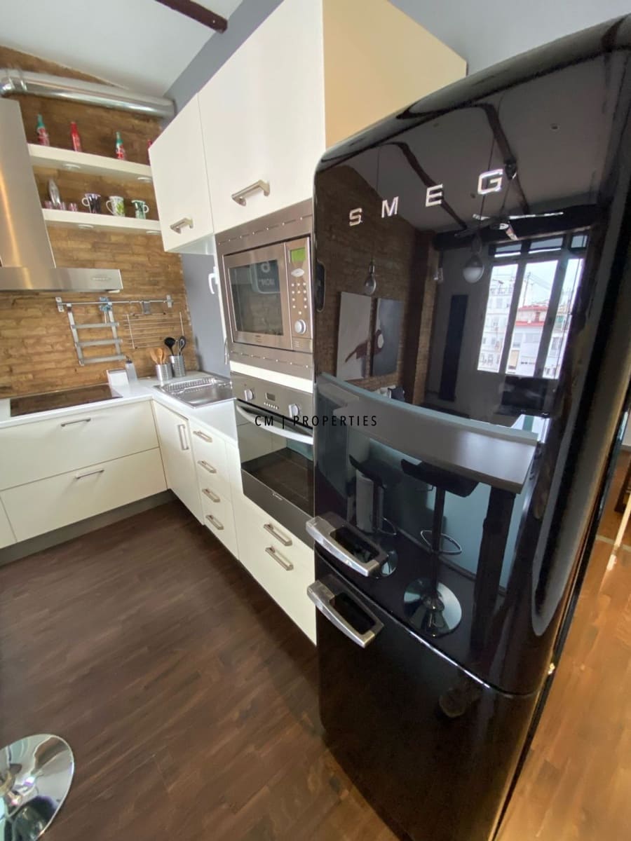 Penthouse à louer à Valence ville - 1 750 € (Ref: 9580261)