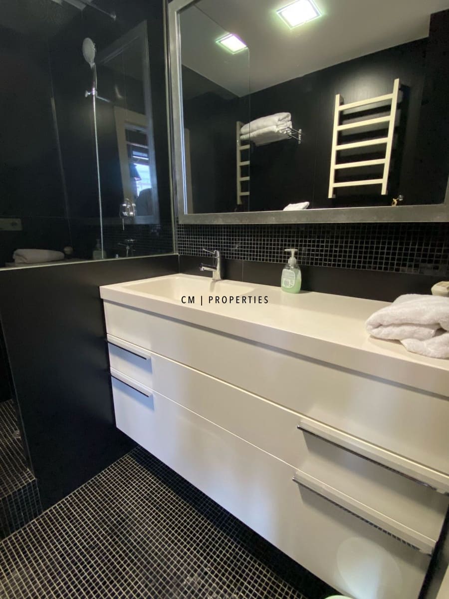 Penthouse à louer à Valence ville - 1 750 € (Ref: 9580261)